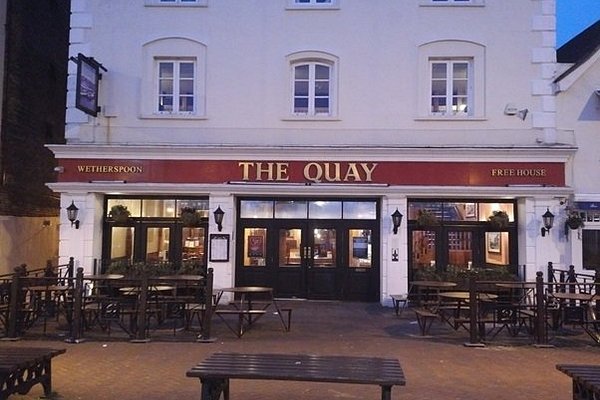 Non-threatening Englishness